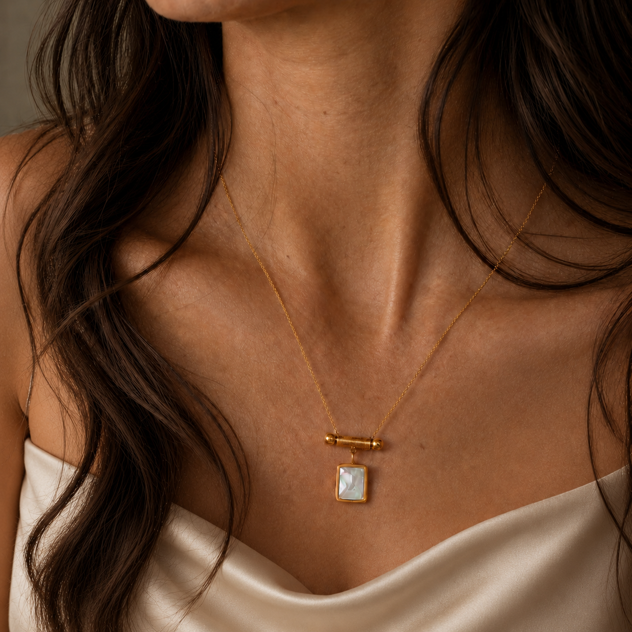 Ivory Shell Pendent Necklace - Image 2